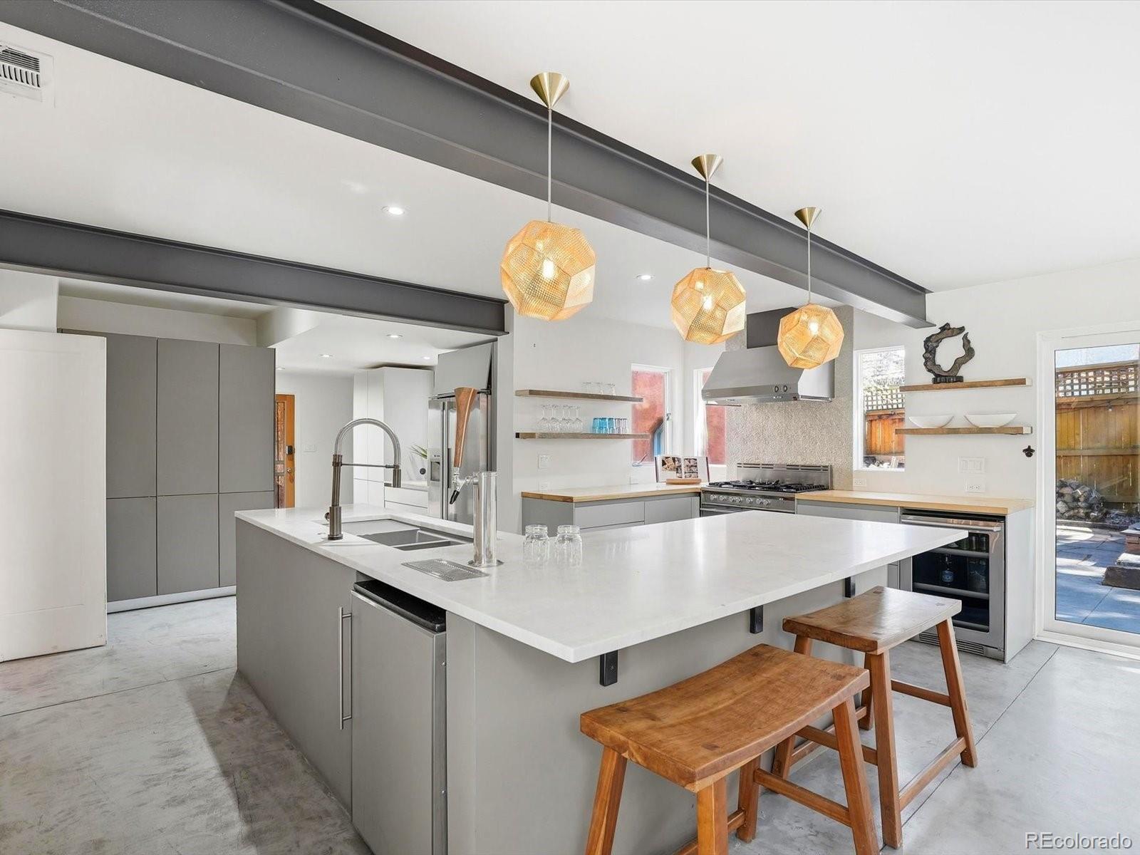 MLS Image #7 for 390  ash street,denver, Colorado