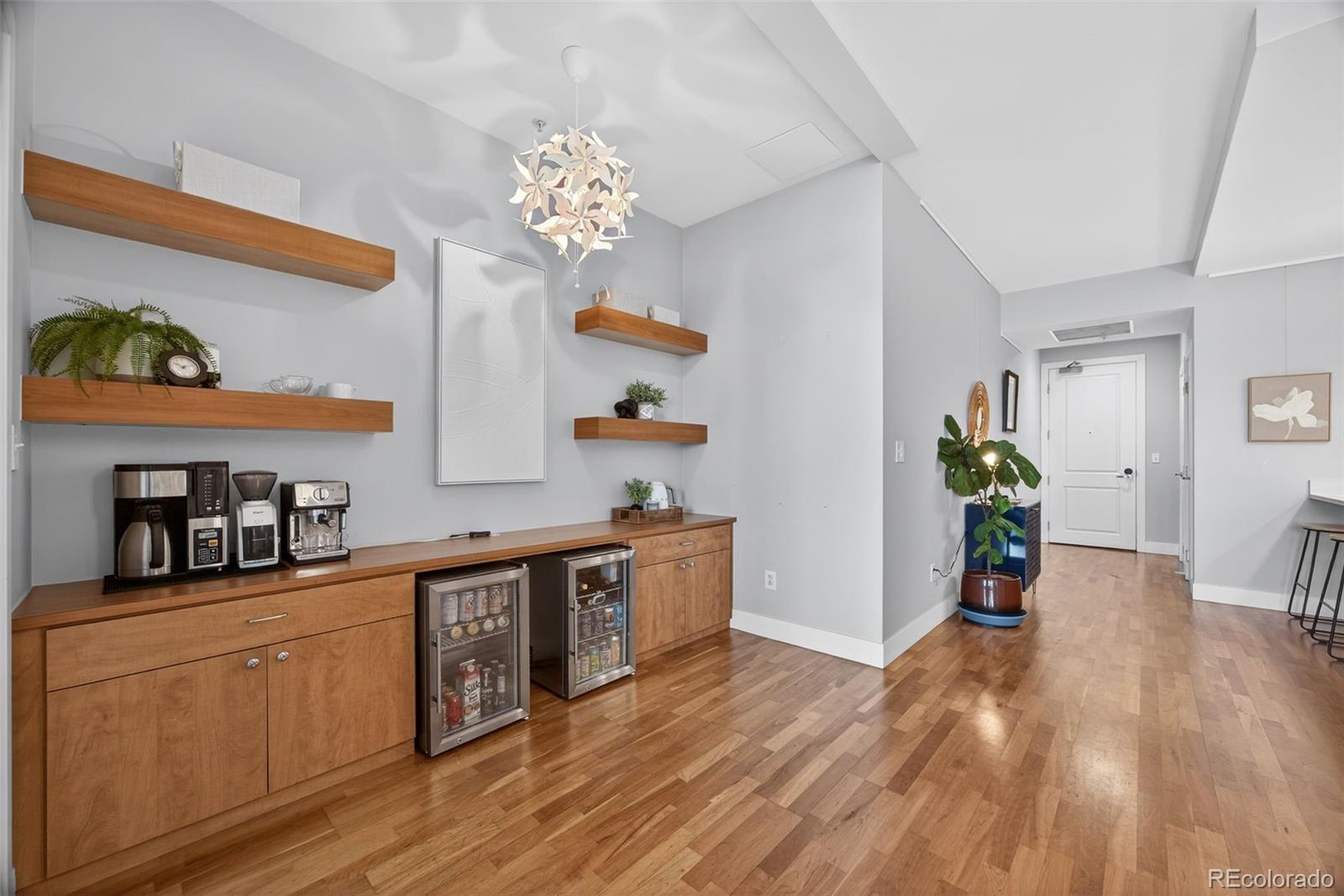 MLS Image #12 for 2001  lincoln street,denver, Colorado