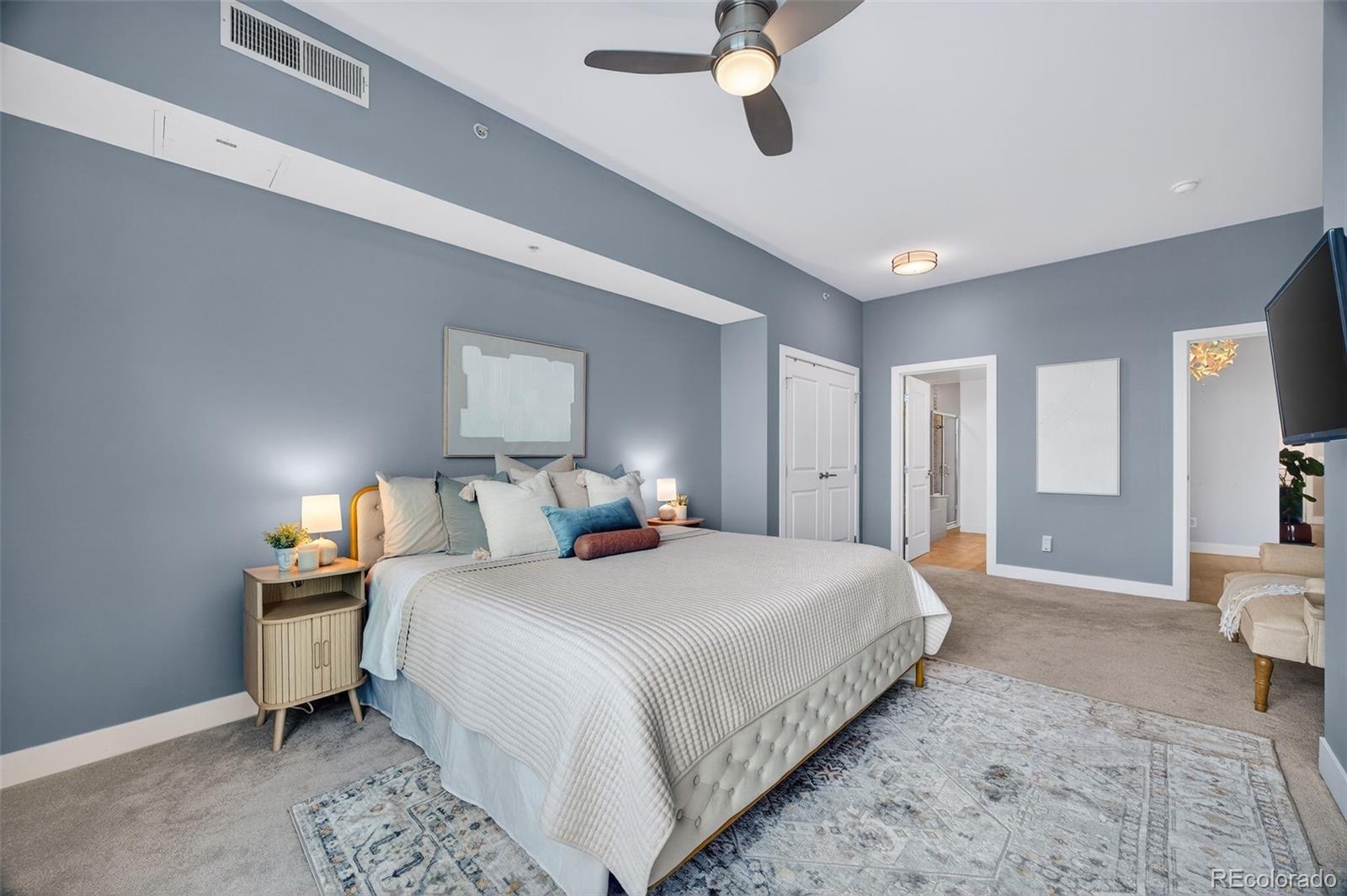MLS Image #18 for 2001  lincoln street,denver, Colorado