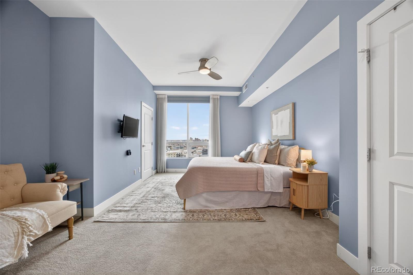 MLS Image #20 for 2001  lincoln street,denver, Colorado