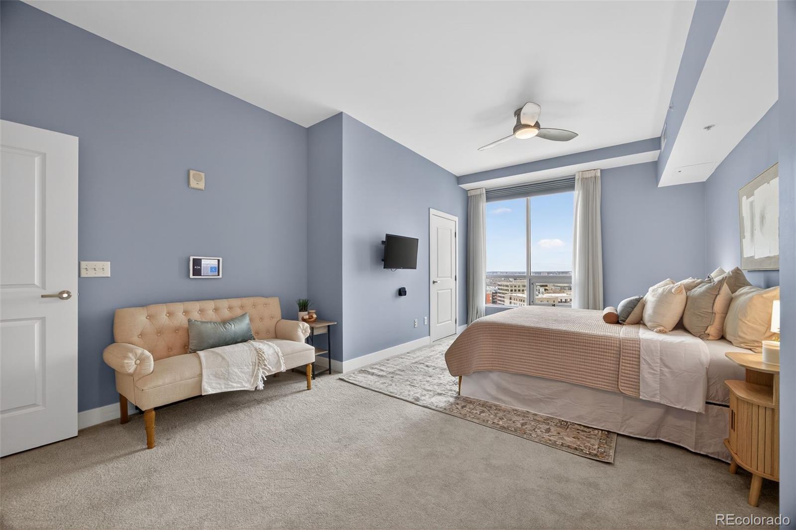 MLS Image #21 for 2001  lincoln street,denver, Colorado