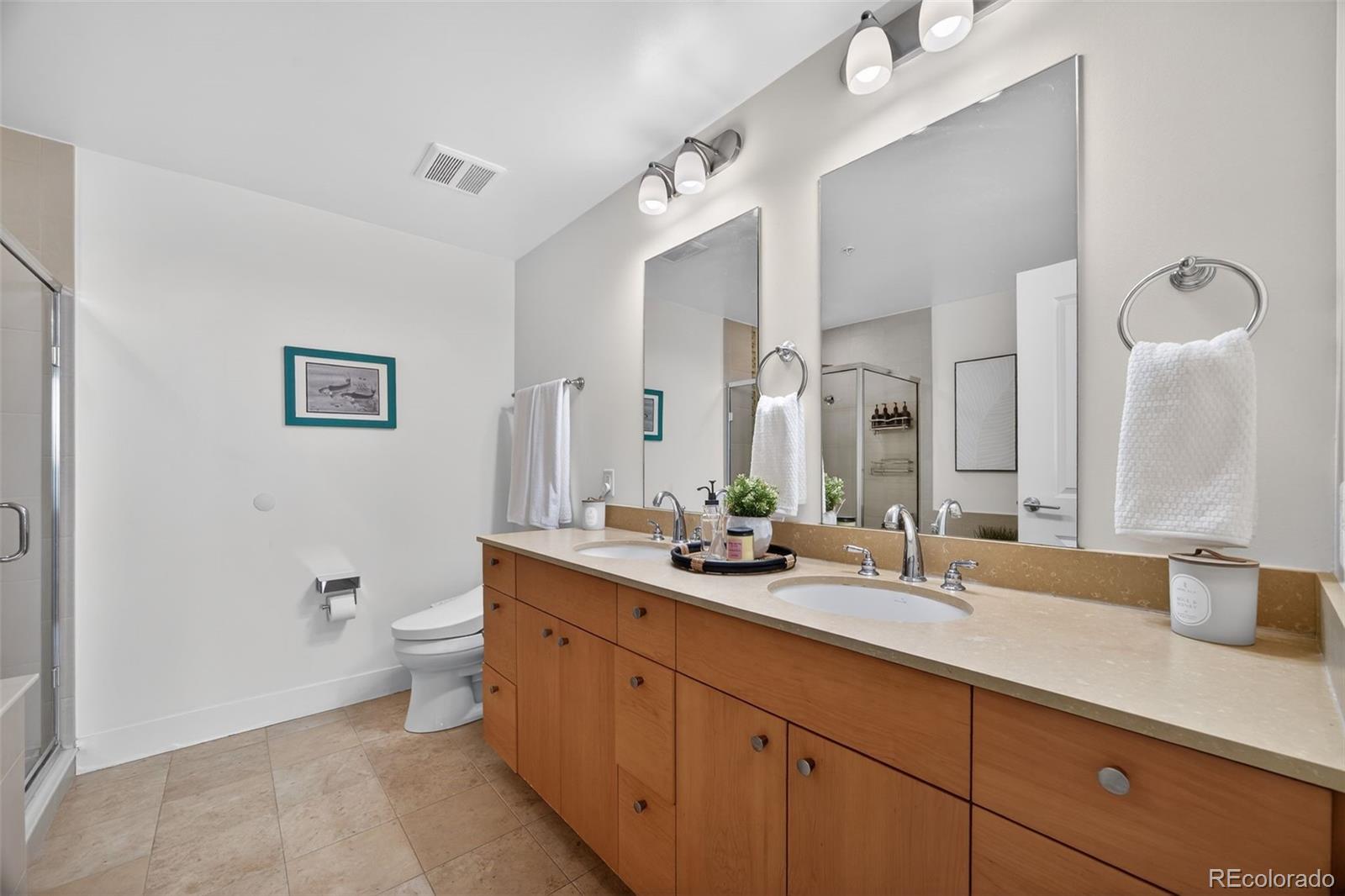 MLS Image #22 for 2001  lincoln street,denver, Colorado