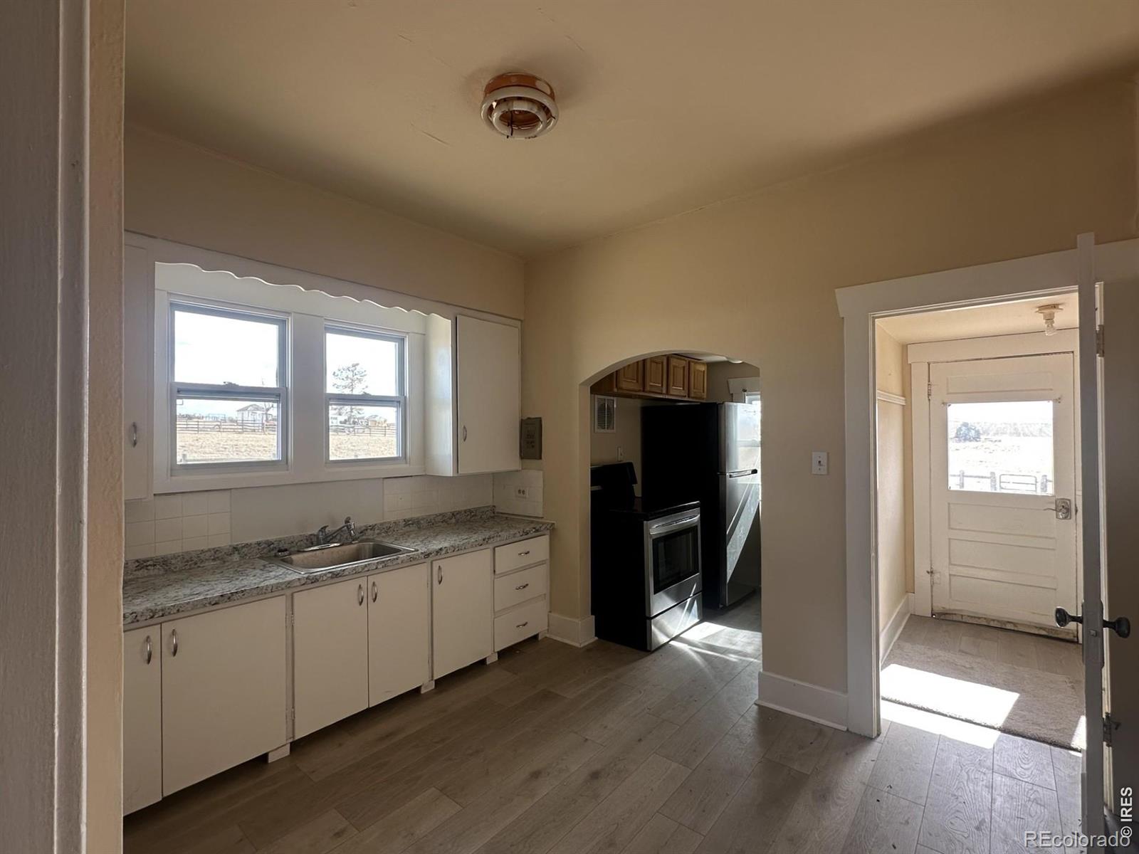 MLS Image #4 for 8594  mineral road,longmont, Colorado