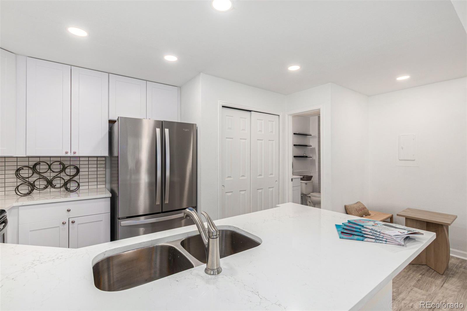 MLS Image #11 for 8500 e jefferson avenue 17c,denver, Colorado