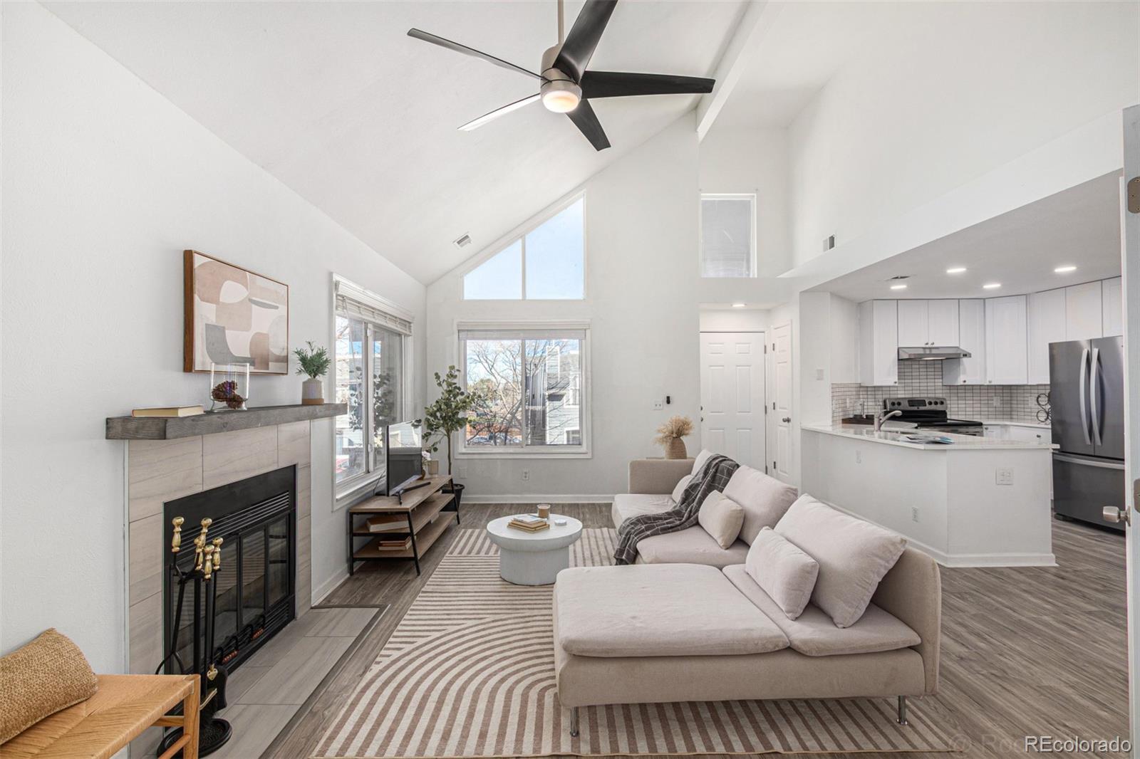 MLS Image #2 for 8500 e jefferson avenue 17c,denver, Colorado
