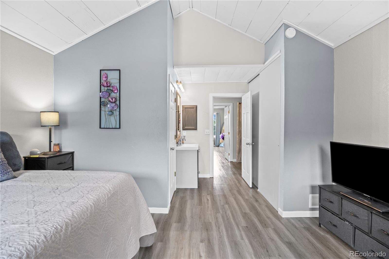 MLS Image #16 for 2597 e nichols circle,centennial, Colorado