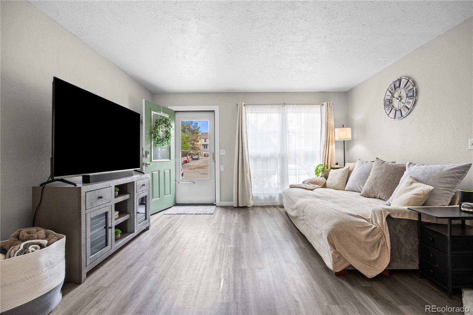 MLS Image #5 for 2597 e nichols circle,centennial, Colorado