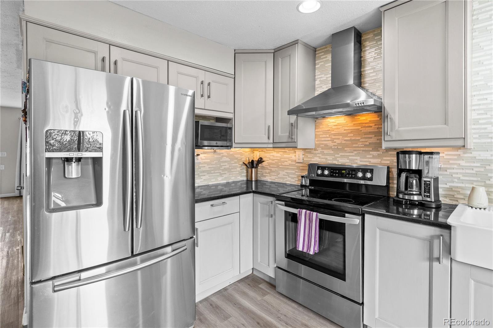 MLS Image #9 for 2597 e nichols circle,centennial, Colorado