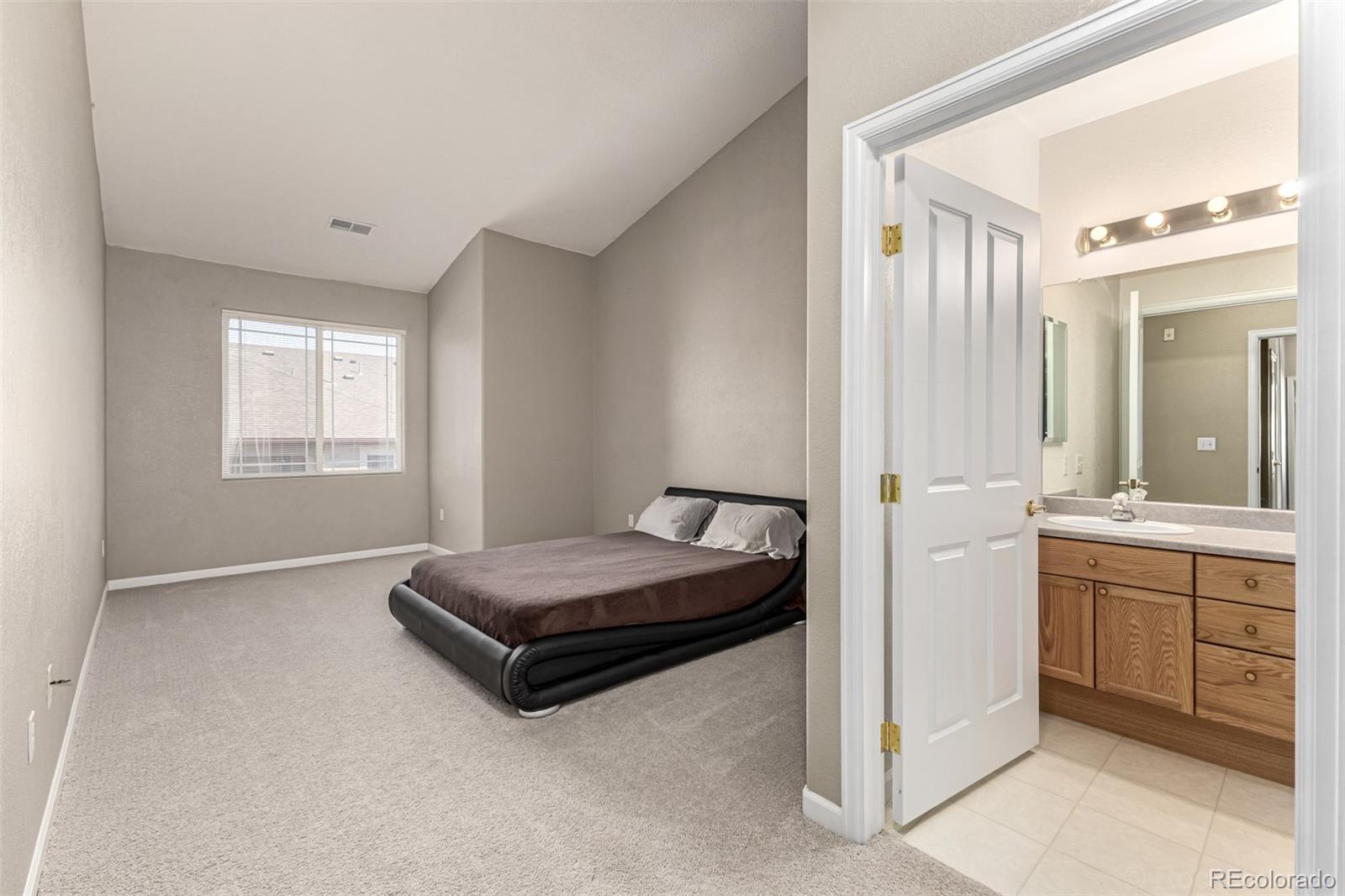 MLS Image #13 for 8456 s hoyt way 308,littleton, Colorado