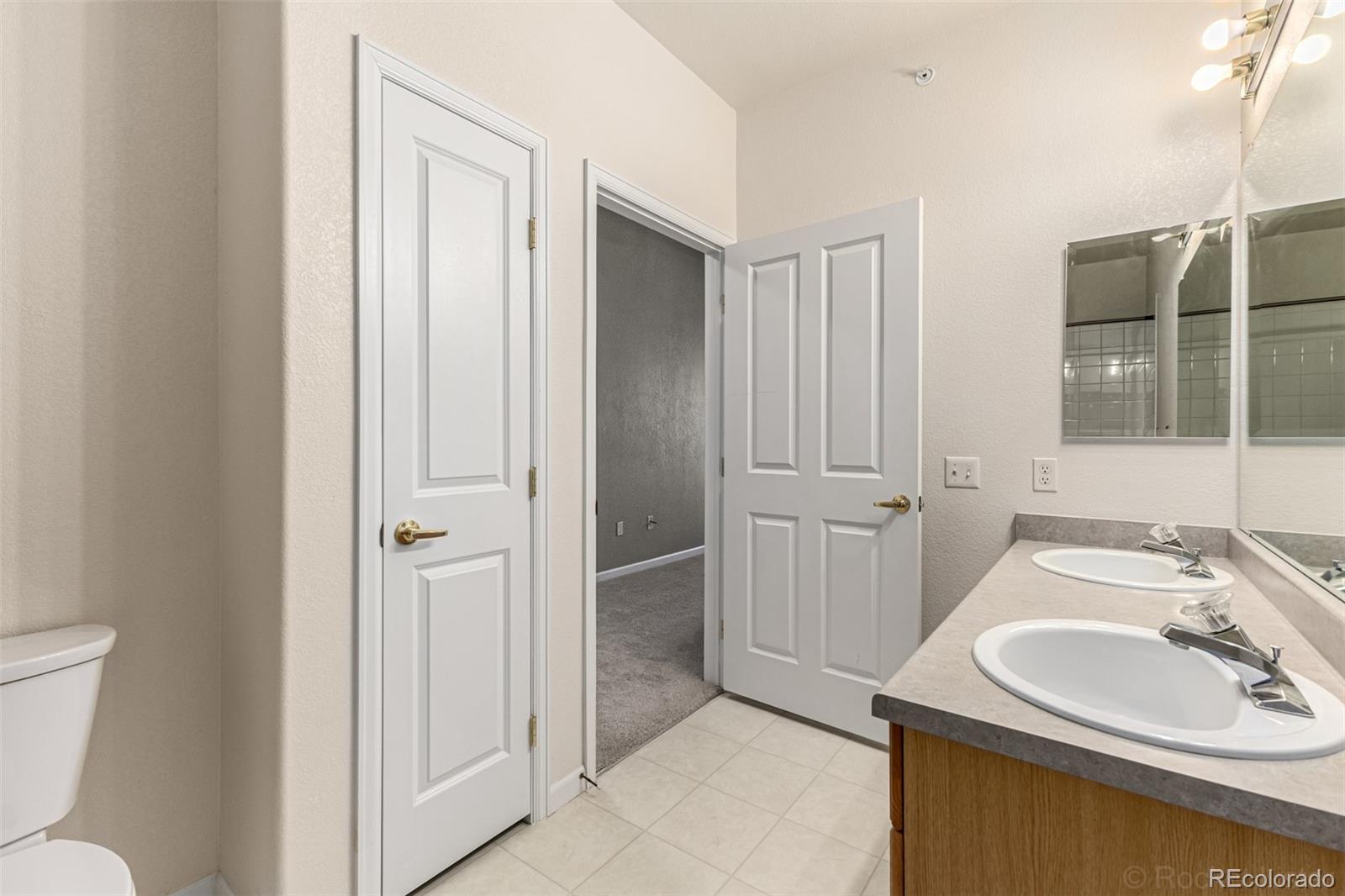 MLS Image #18 for 8456 s hoyt way 308,littleton, Colorado