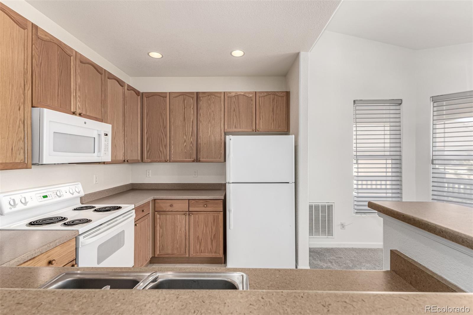 MLS Image #9 for 8456 s hoyt way 308,littleton, Colorado