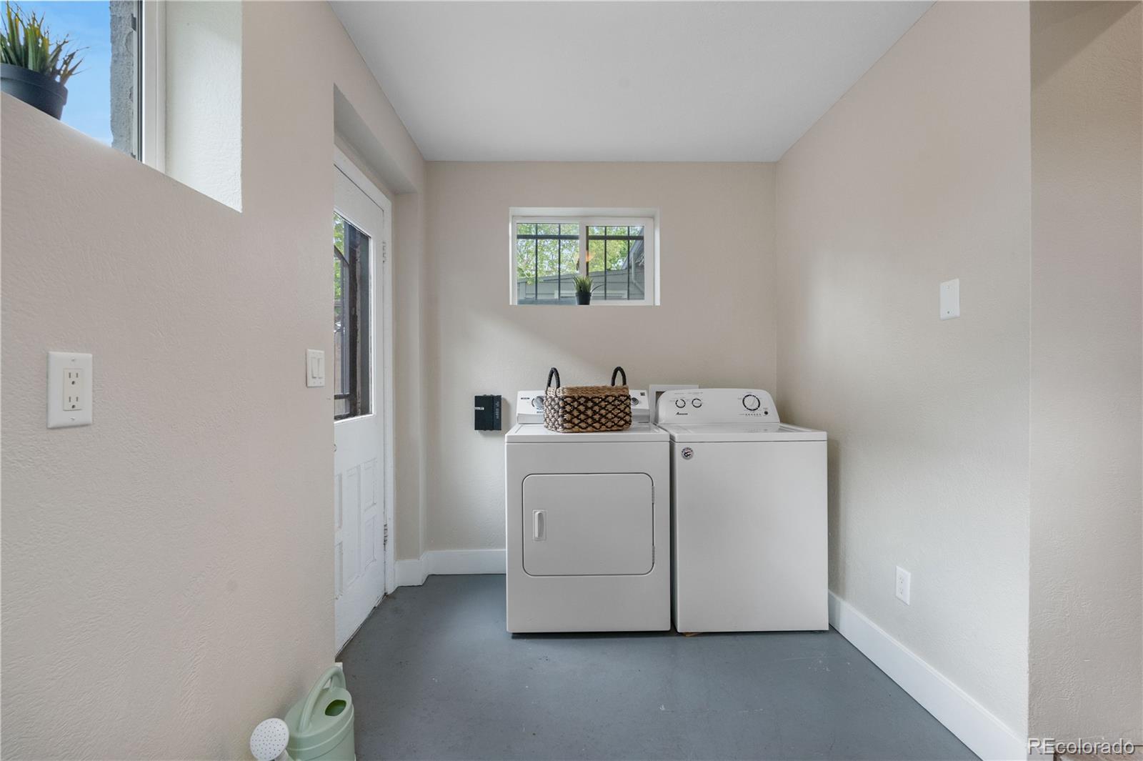MLS Image #18 for 328 e dakota avenue,denver, Colorado