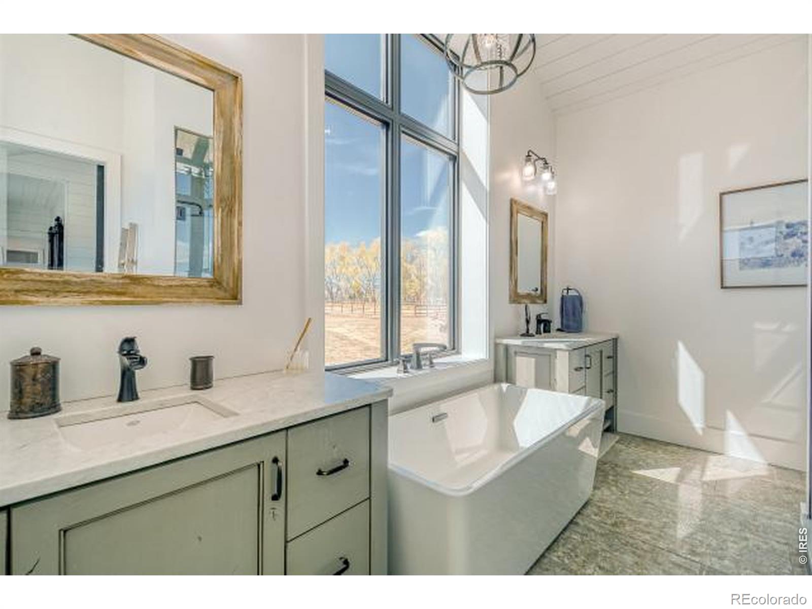 MLS Image #21 for 560  talons reach run,berthoud, Colorado