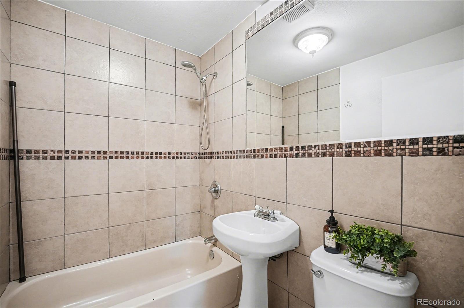 MLS Image #16 for 4870  raritan street,denver, Colorado