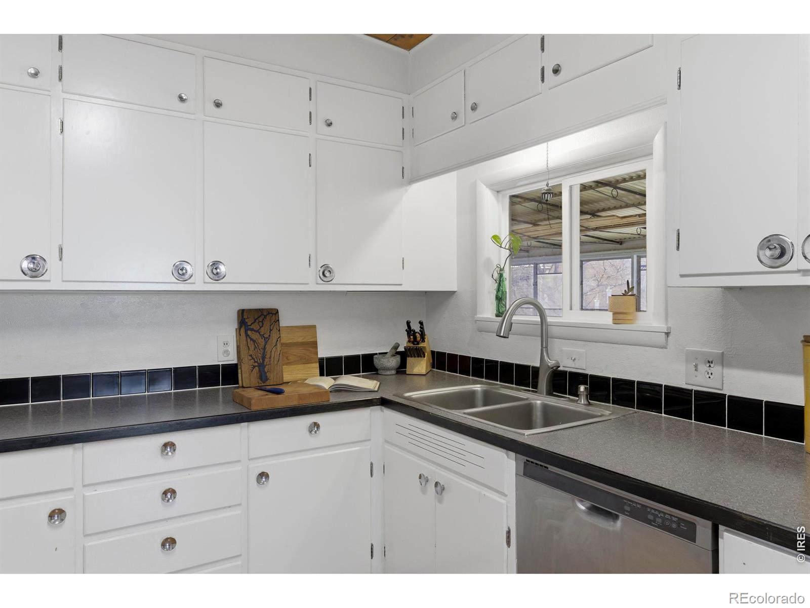 MLS Image #9 for 128 e 22nd street,loveland, Colorado