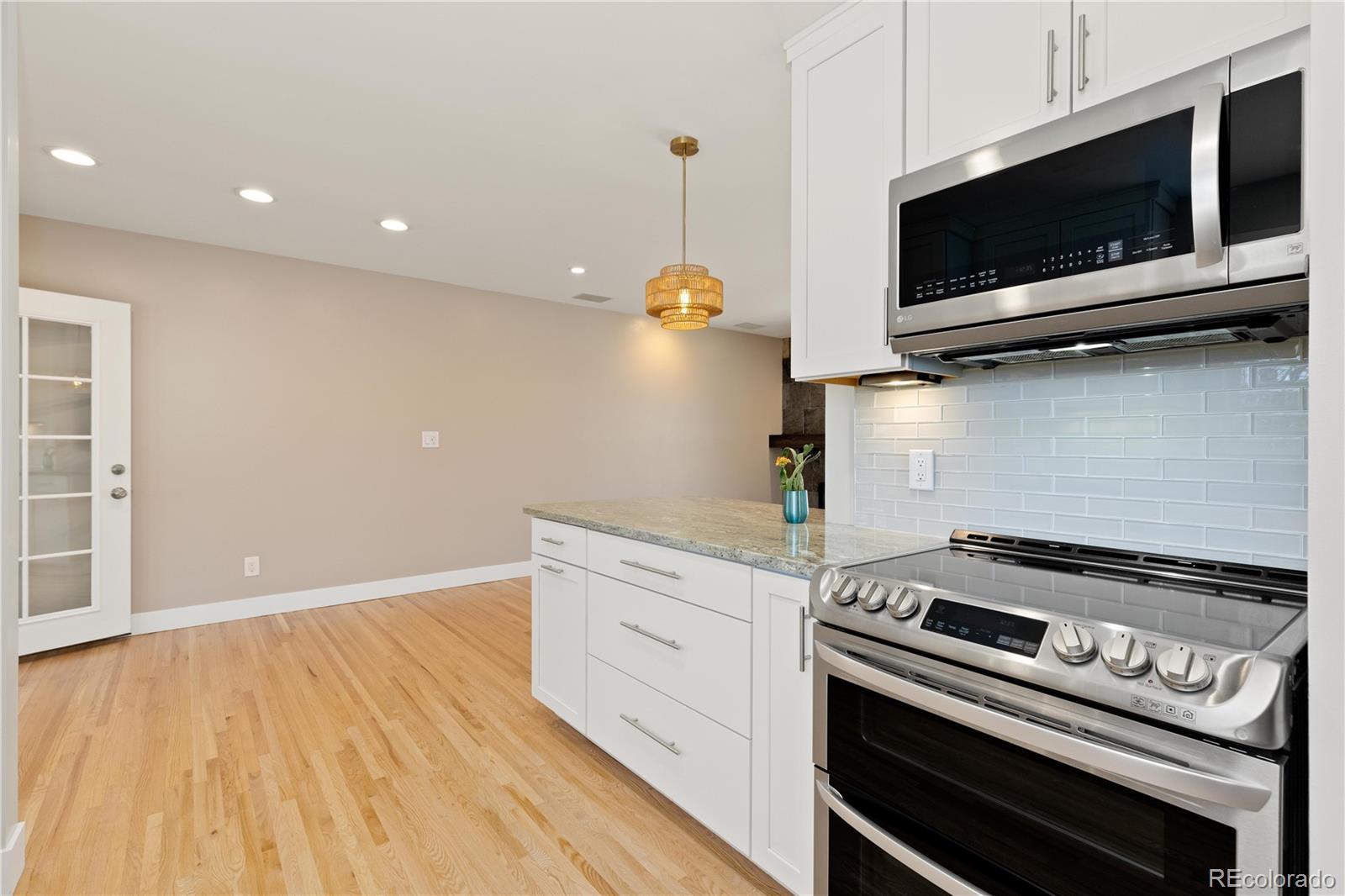 MLS Image #10 for 1496 s locust street,denver, Colorado