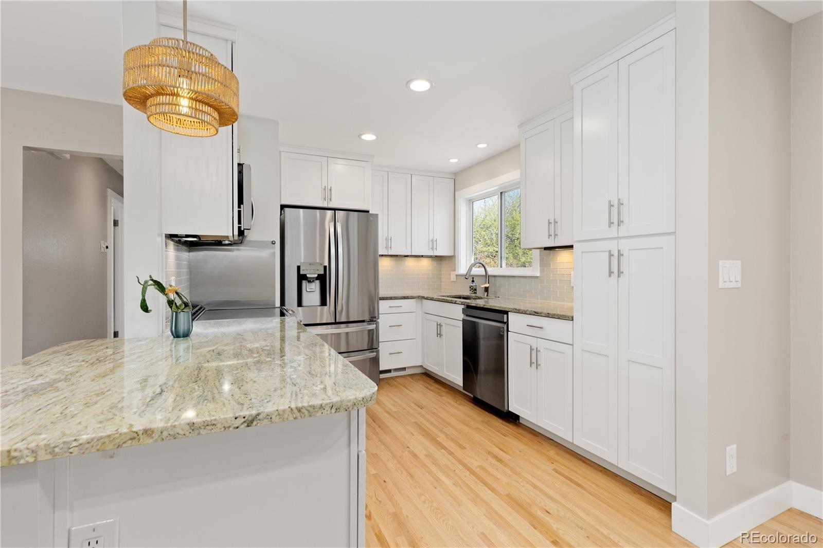 MLS Image #6 for 1496 s locust street,denver, Colorado