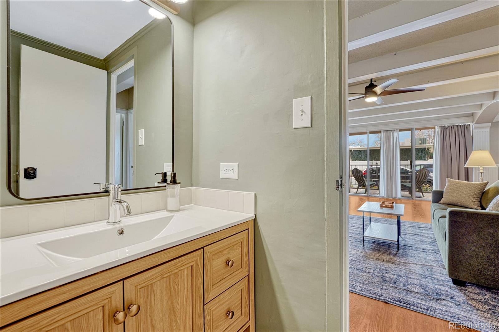 MLS Image #15 for 4801 e 9th avenue,denver, Colorado