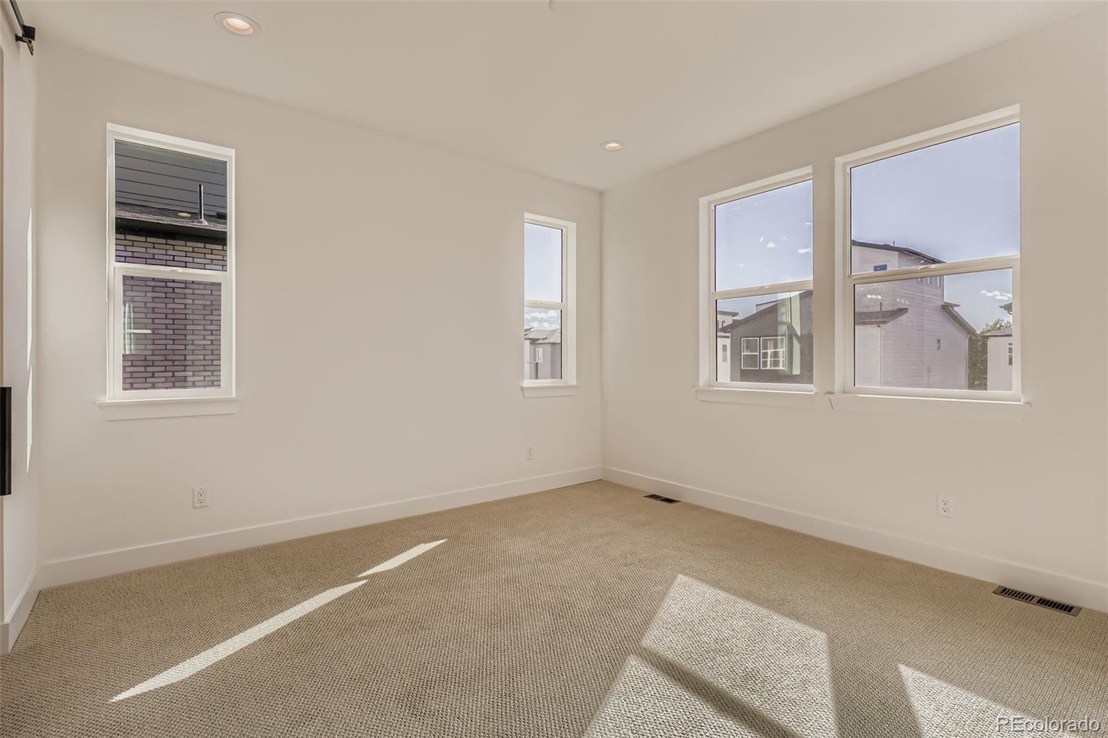 MLS Image #14 for 10994 e geddes place,centennial, Colorado