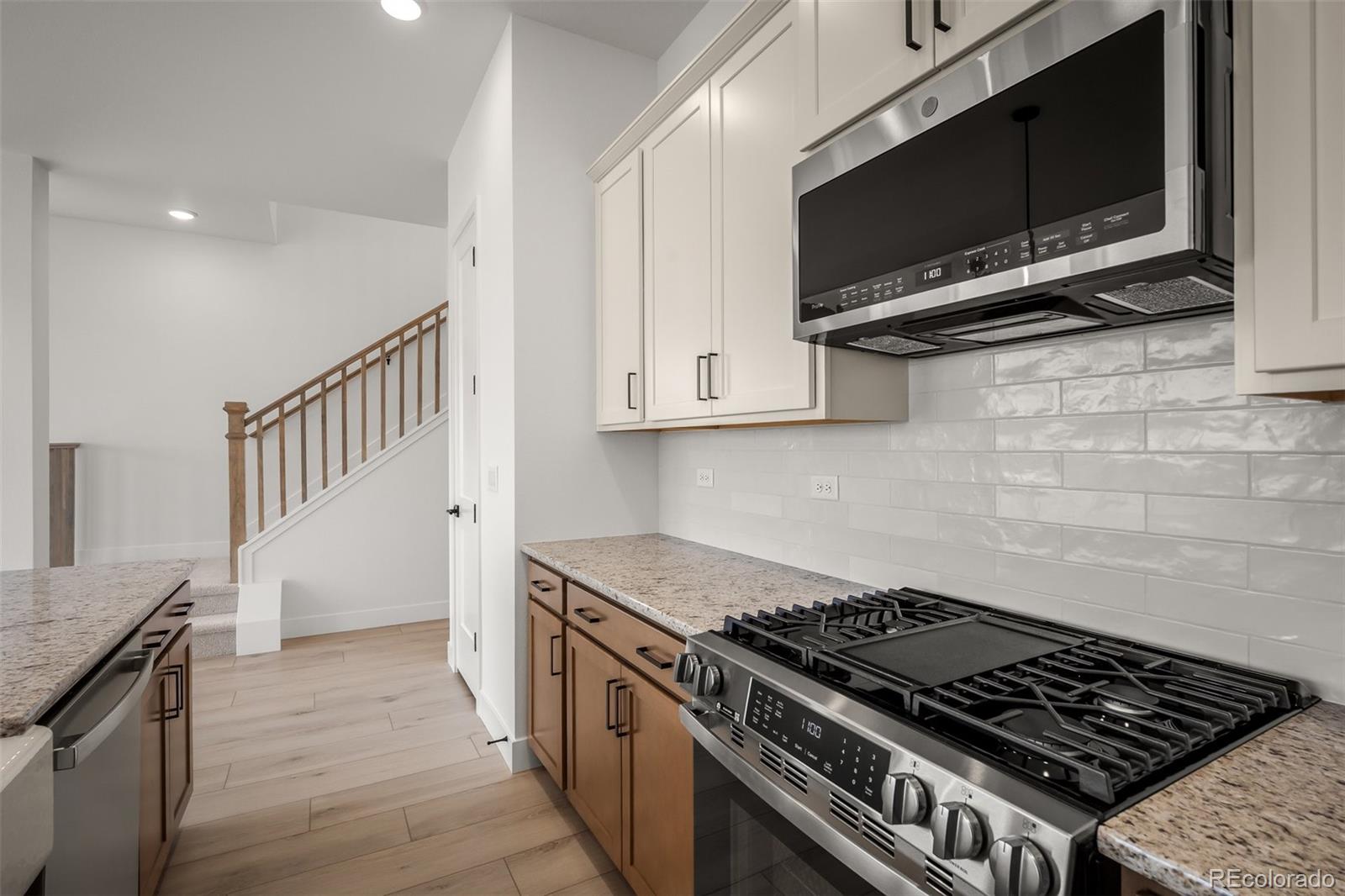 MLS Image #15 for 4405  peak crest view,colorado springs, Colorado