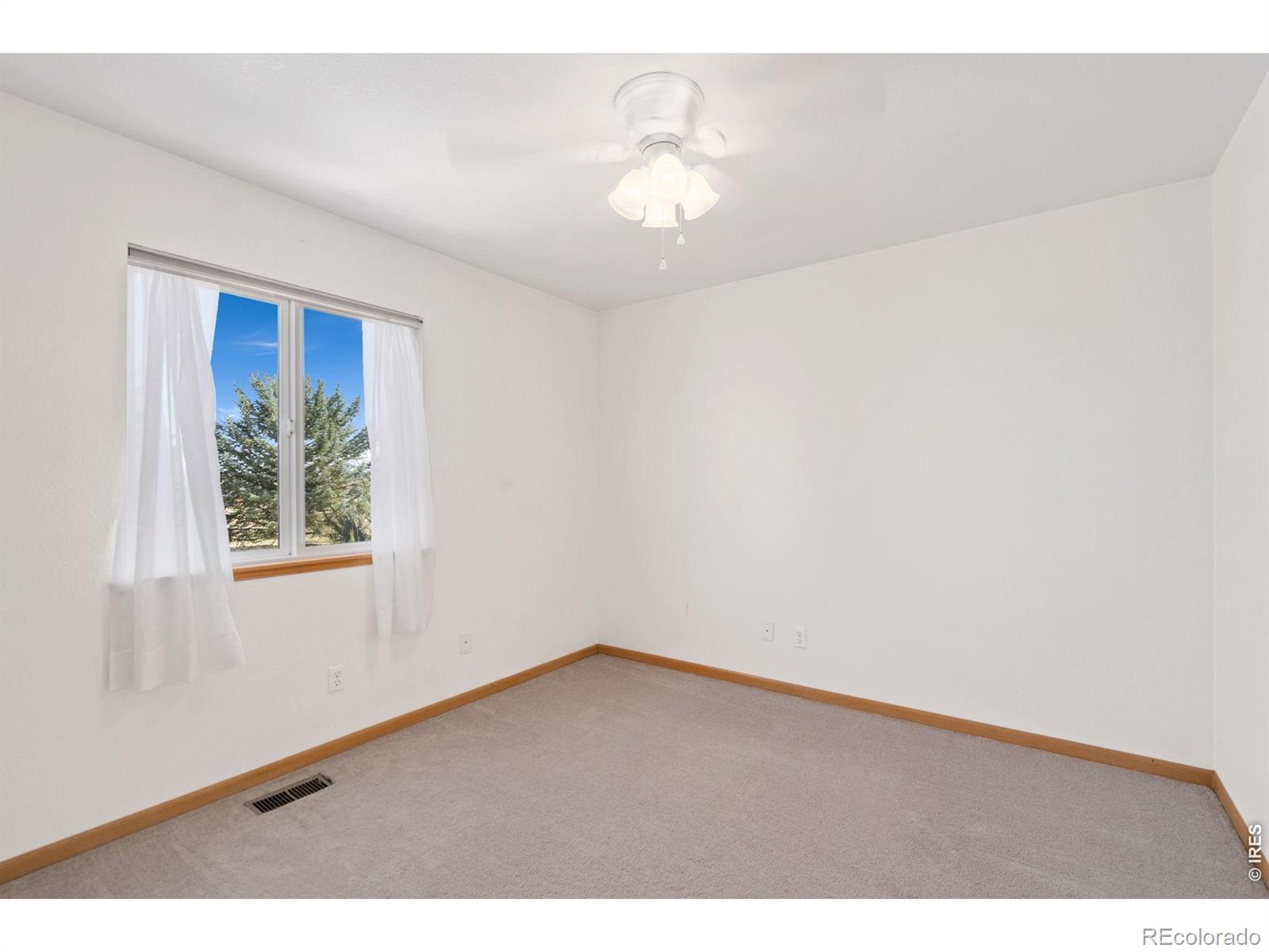 MLS Image #9 for 14379  county road 70 ,greeley, Colorado