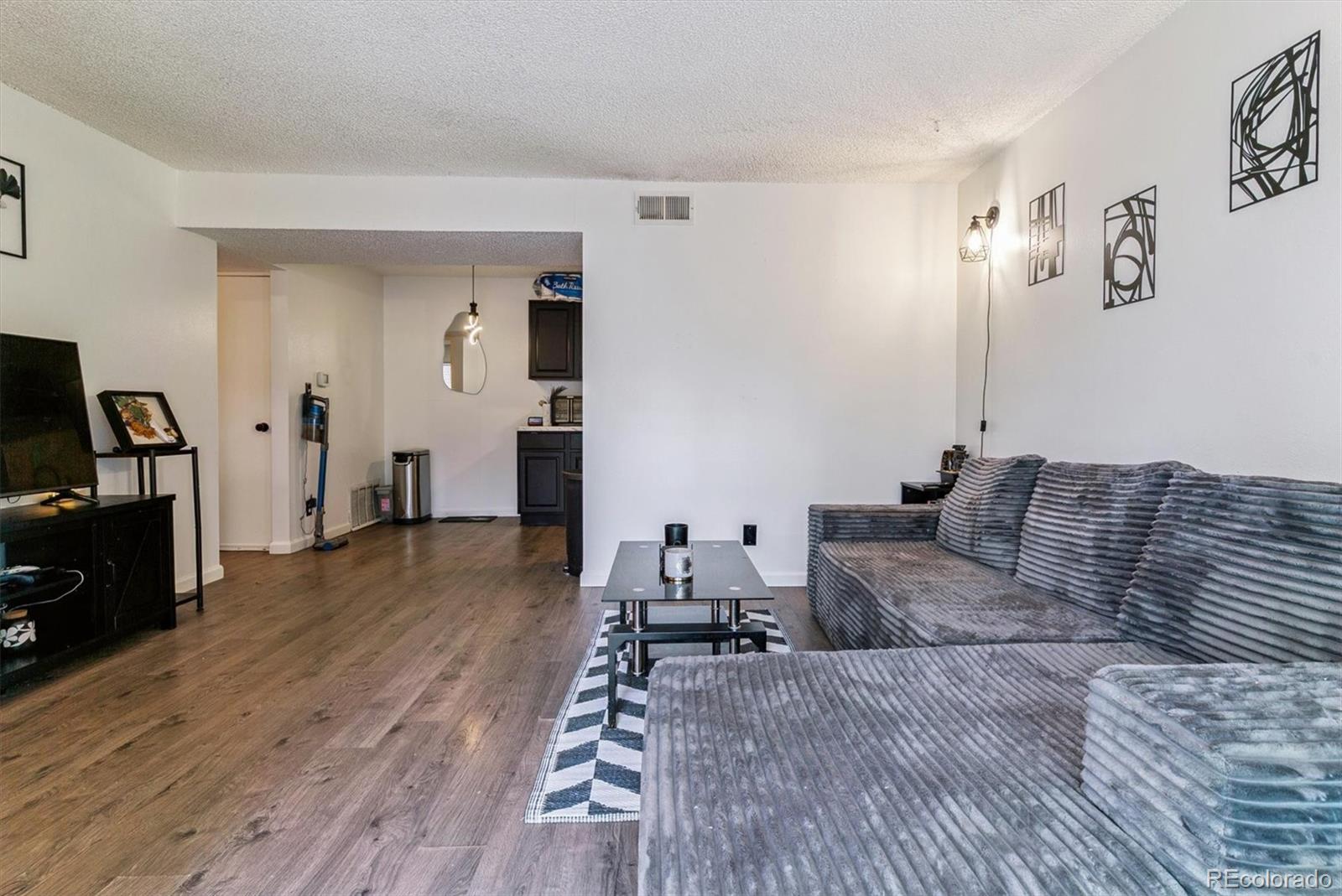 MLS Image #6 for 5300 e cherry creek south drive 1116,denver, Colorado