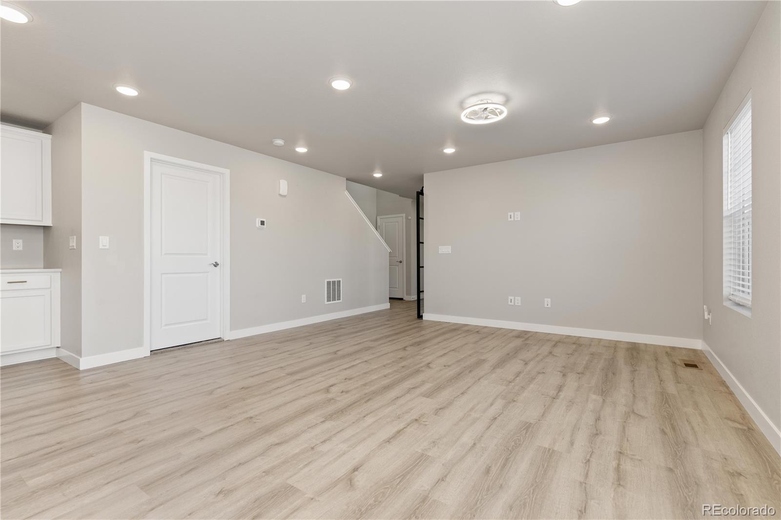 MLS Image #12 for 958  colorado river avenue,brighton, Colorado