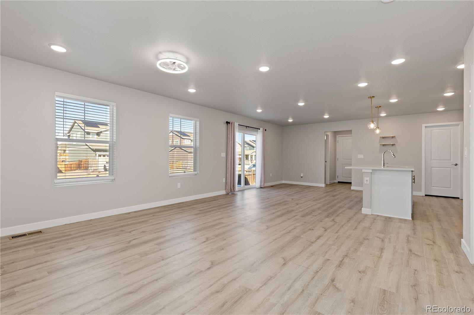 MLS Image #9 for 958  colorado river avenue,brighton, Colorado
