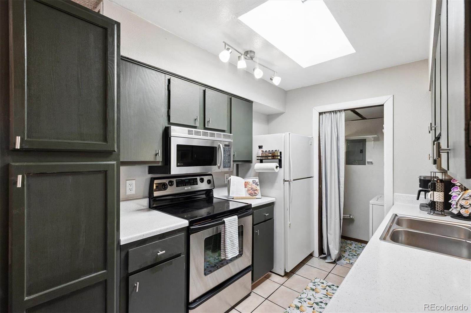 MLS Image #7 for 1820  newland court 316,lakewood, Colorado
