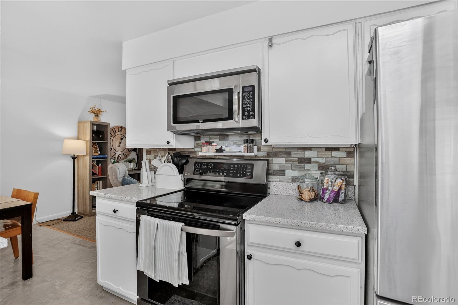 MLS Image #14 for 8397  yarrow court,arvada, Colorado
