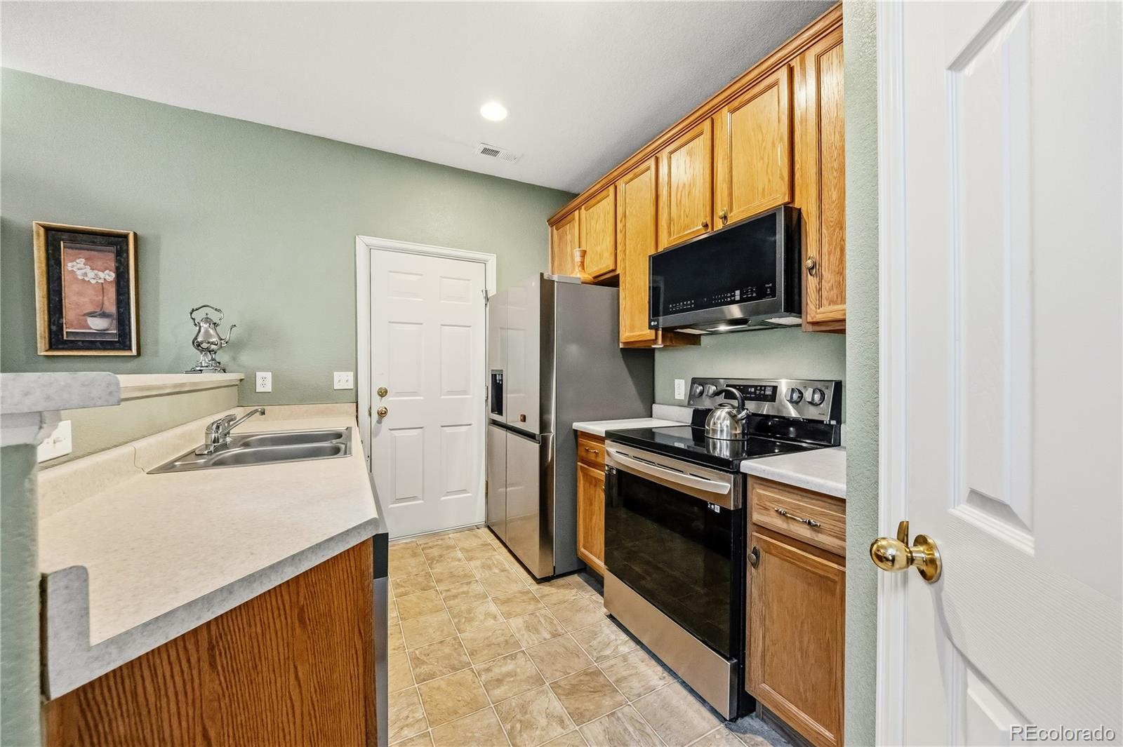 MLS Image #24 for 7777 e 23rd avenue,denver, Colorado