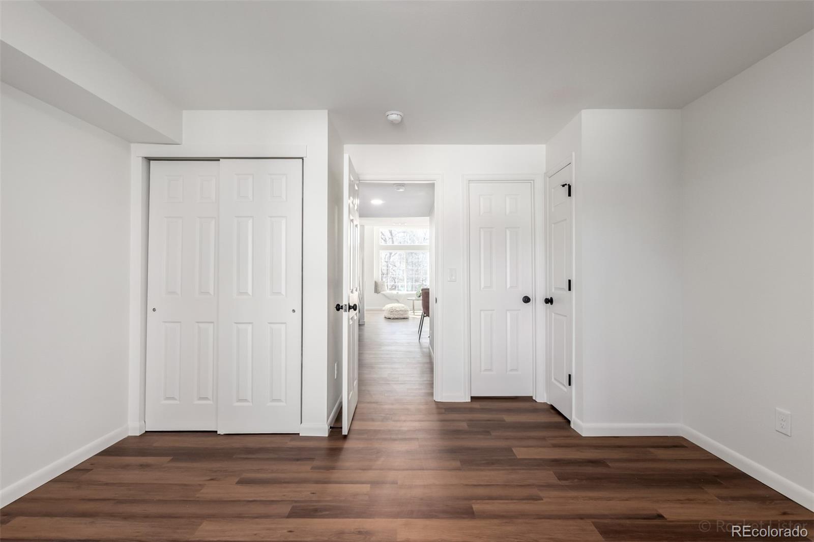 MLS Image #12 for 1885 s quebec way,denver, Colorado