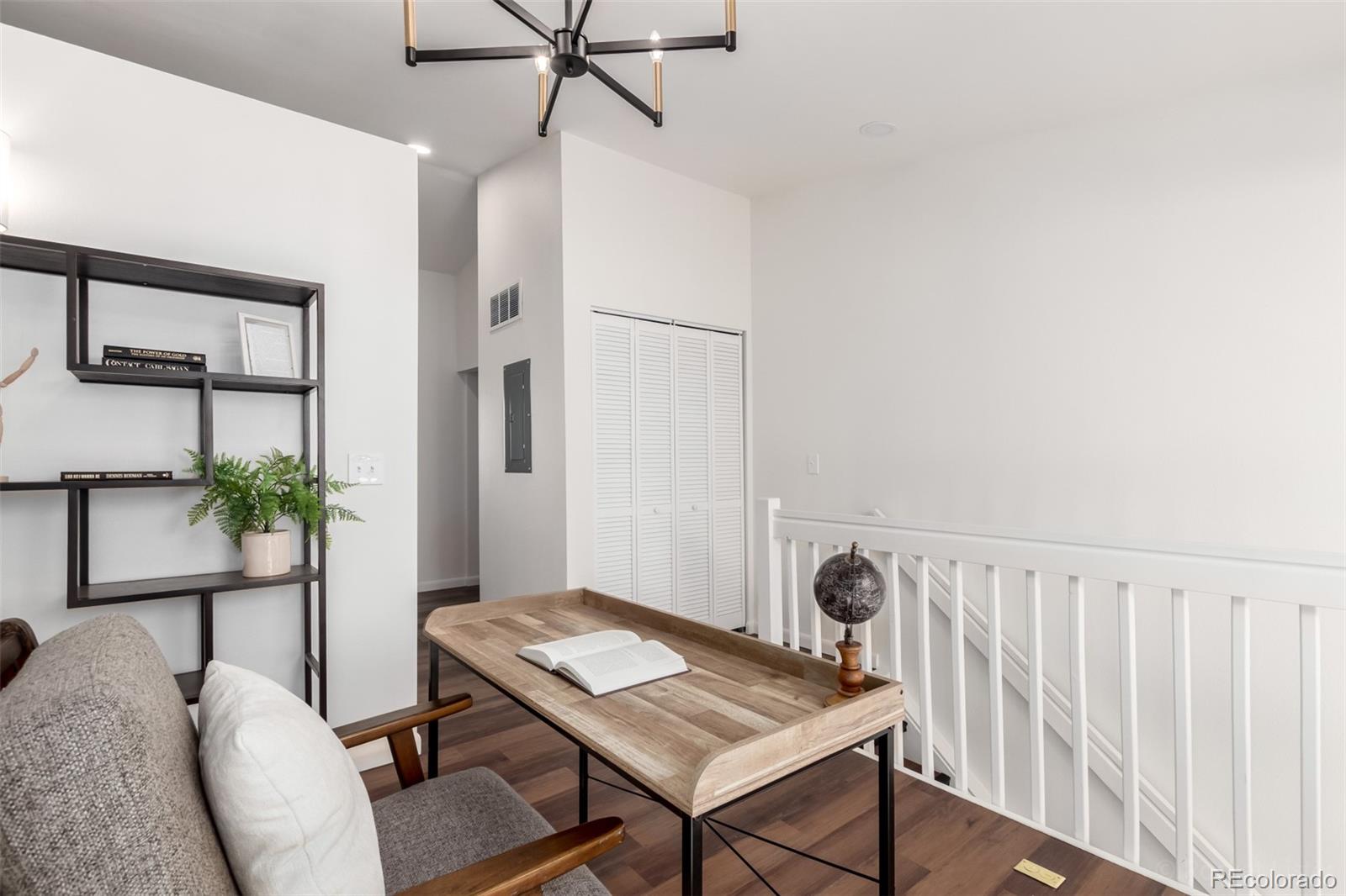 MLS Image #20 for 1885 s quebec way,denver, Colorado