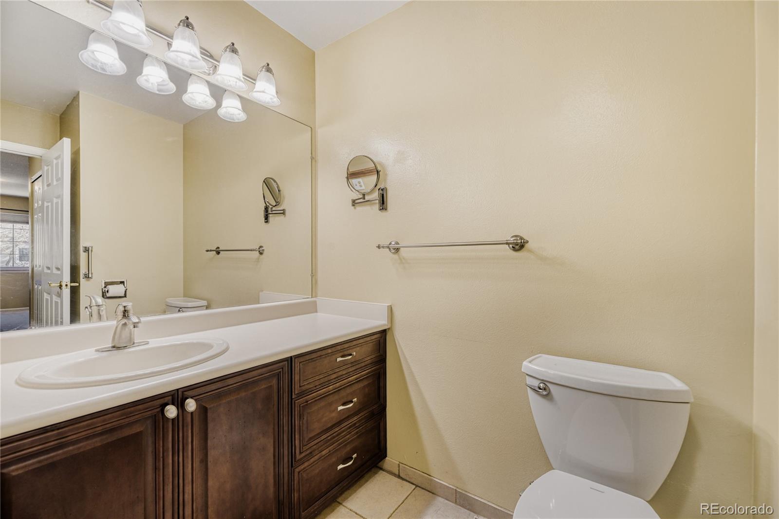 MLS Image #13 for 2824 s heather gardens way,aurora, Colorado