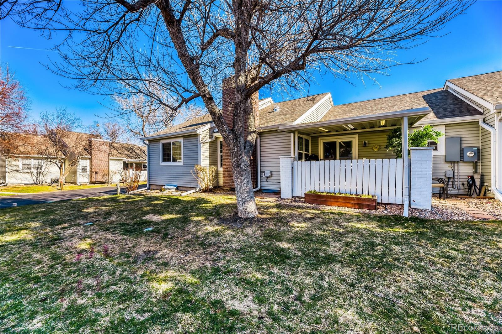 MLS Image #2 for 2824 s heather gardens way,aurora, Colorado