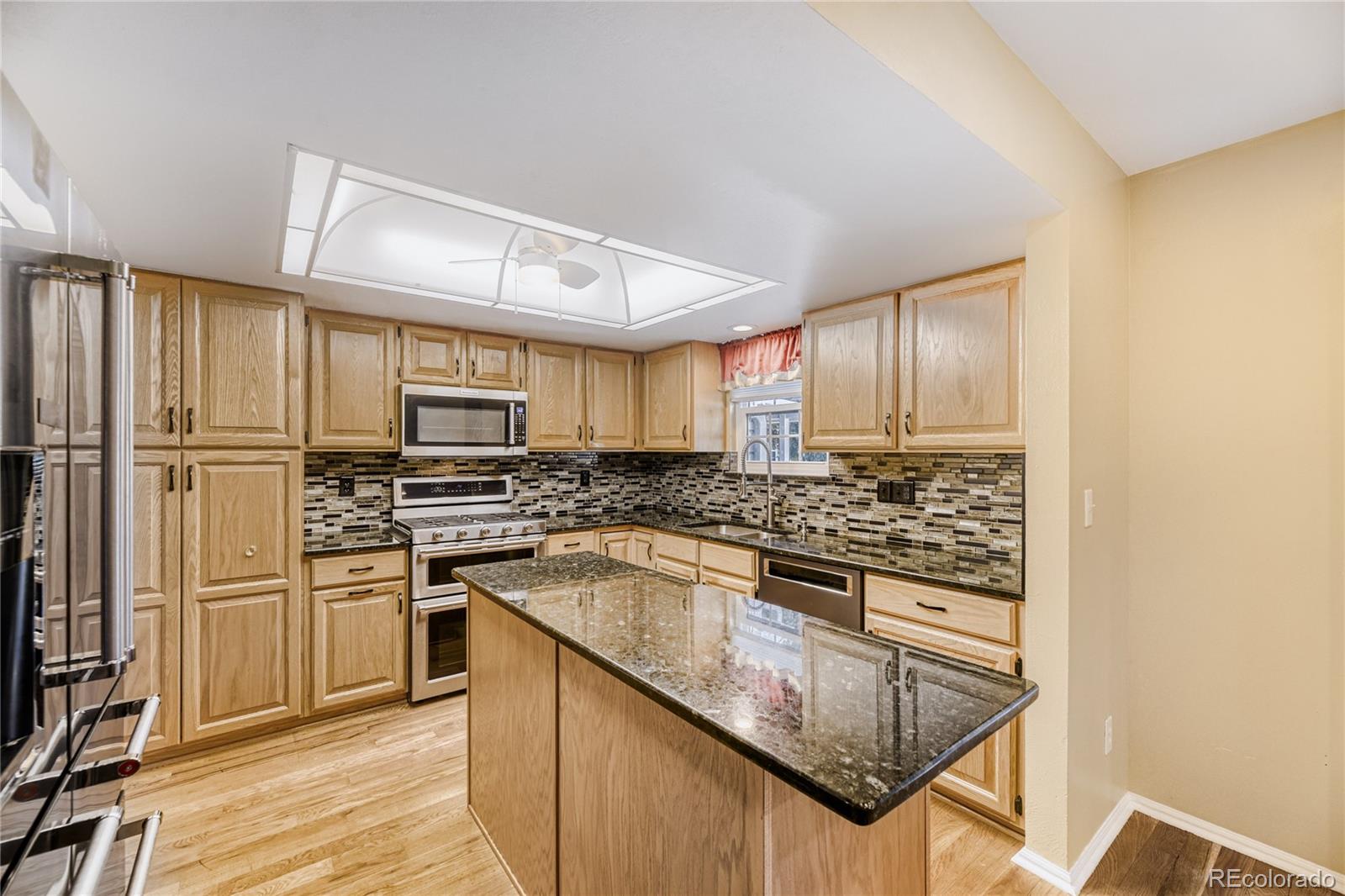 MLS Image #8 for 2824 s heather gardens way,aurora, Colorado