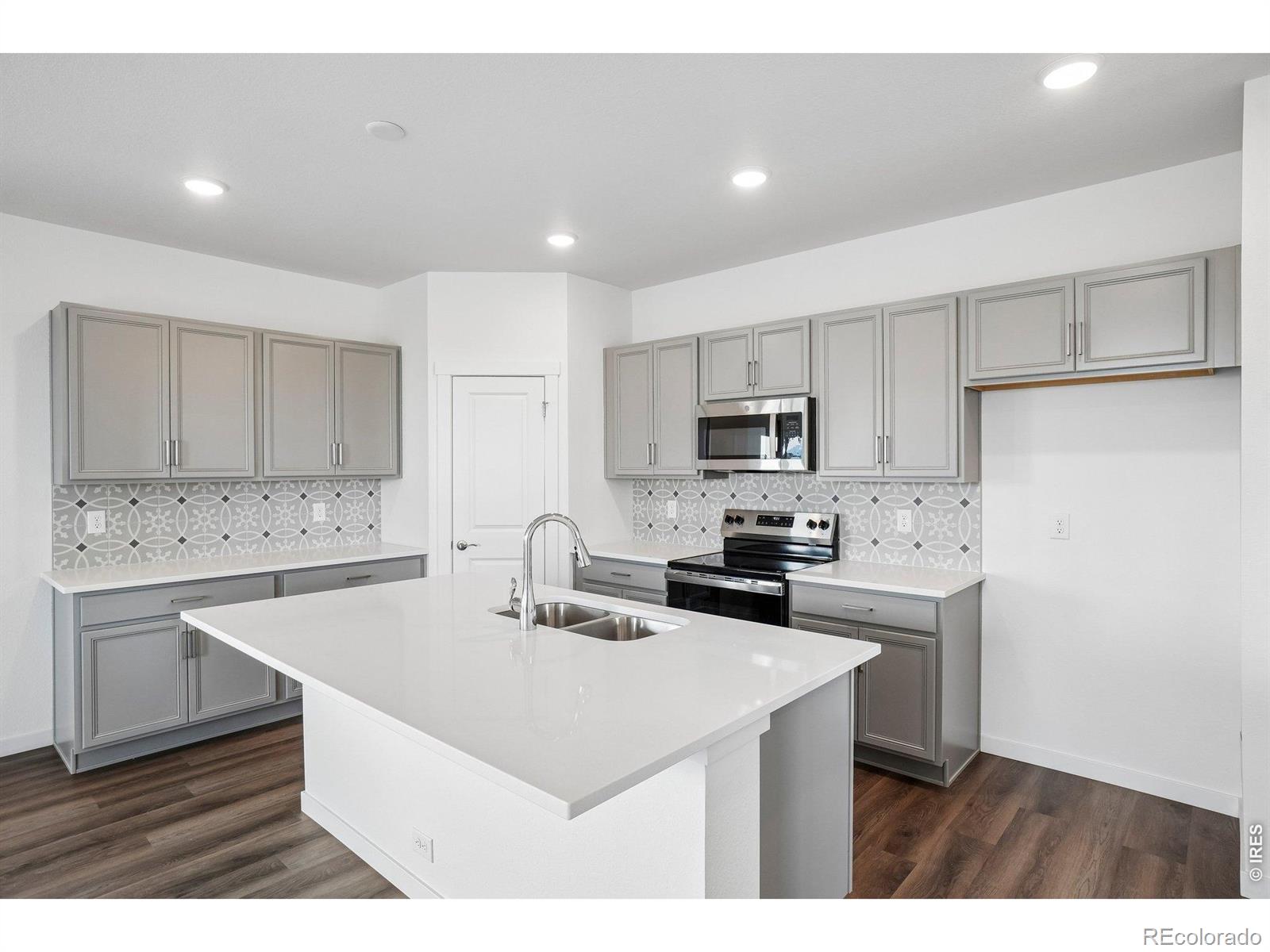 MLS Image #13 for 4529  parkline street,timnath, Colorado