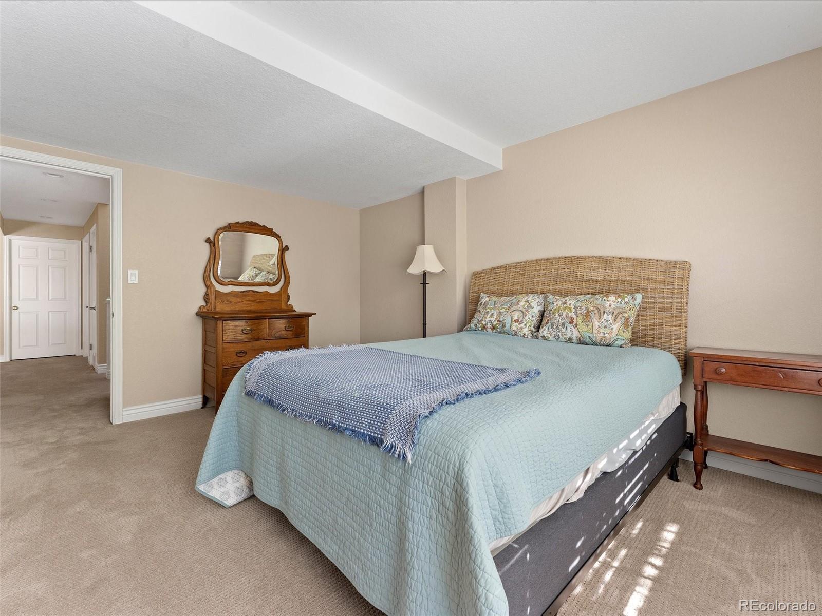 MLS Image #11 for 7109 s poplar lane,centennial, Colorado