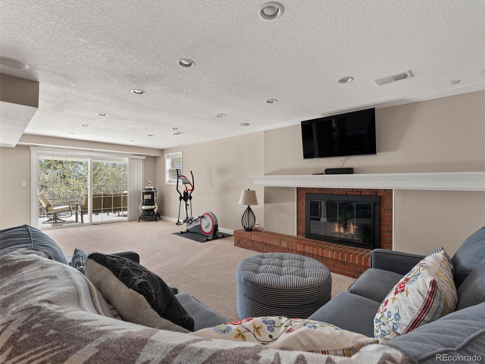 MLS Image #19 for 7109 s poplar lane,centennial, Colorado