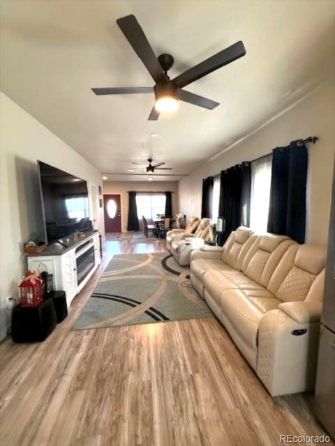 MLS Image #4 for 1489  arapahoe street,strasburg, Colorado