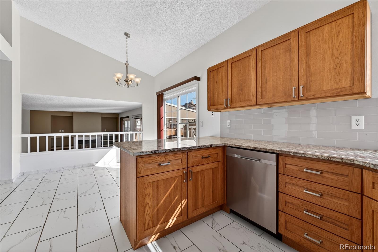 MLS Image #11 for 8504  zang court,arvada, Colorado