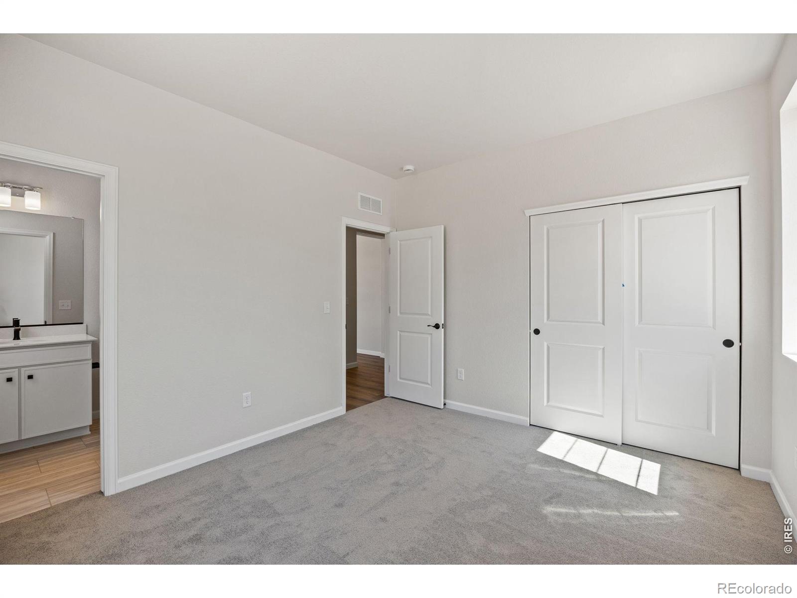 MLS Image #21 for 24376 e 35th drive,aurora, Colorado