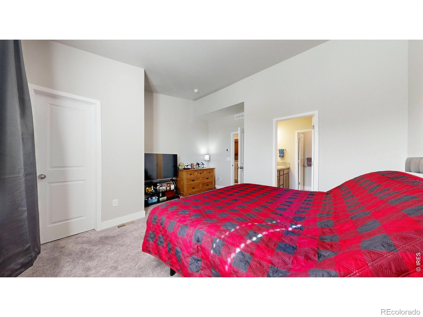 MLS Image #8 for 2768 w 68th avenue,denver, Colorado
