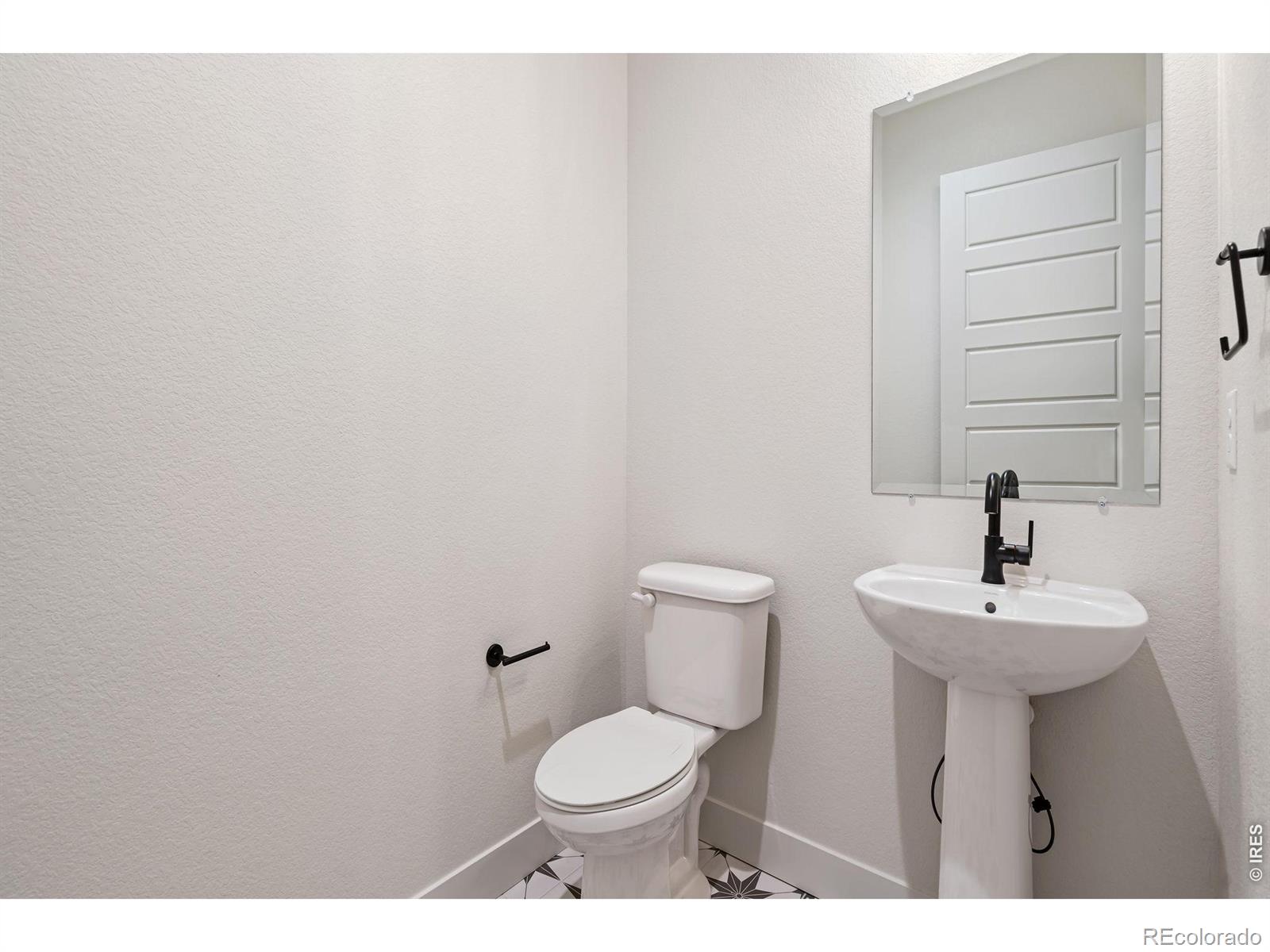 MLS Image #13 for 2978  fleet drive,fort collins, Colorado