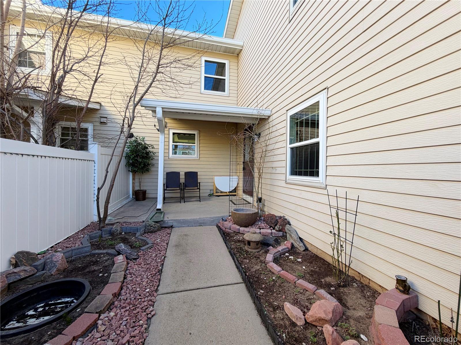 MLS Image #3 for 2466 s vaughn way,aurora, Colorado
