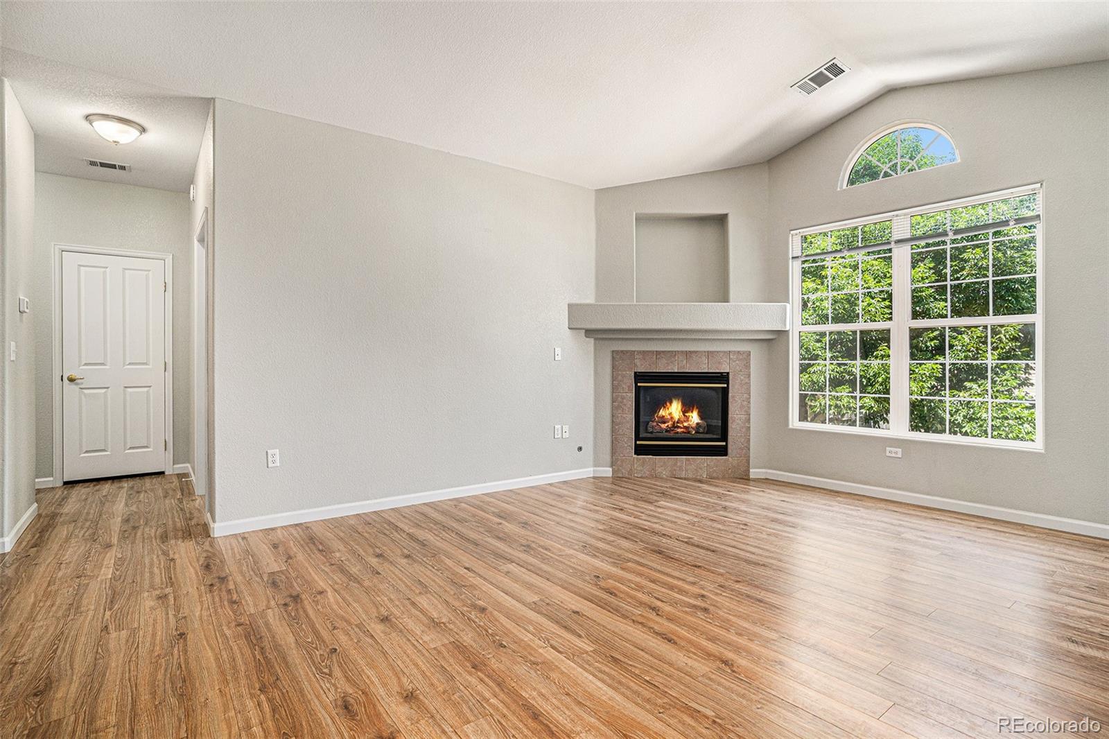 MLS Image #3 for 4085 s crystal circle 202,aurora, Colorado