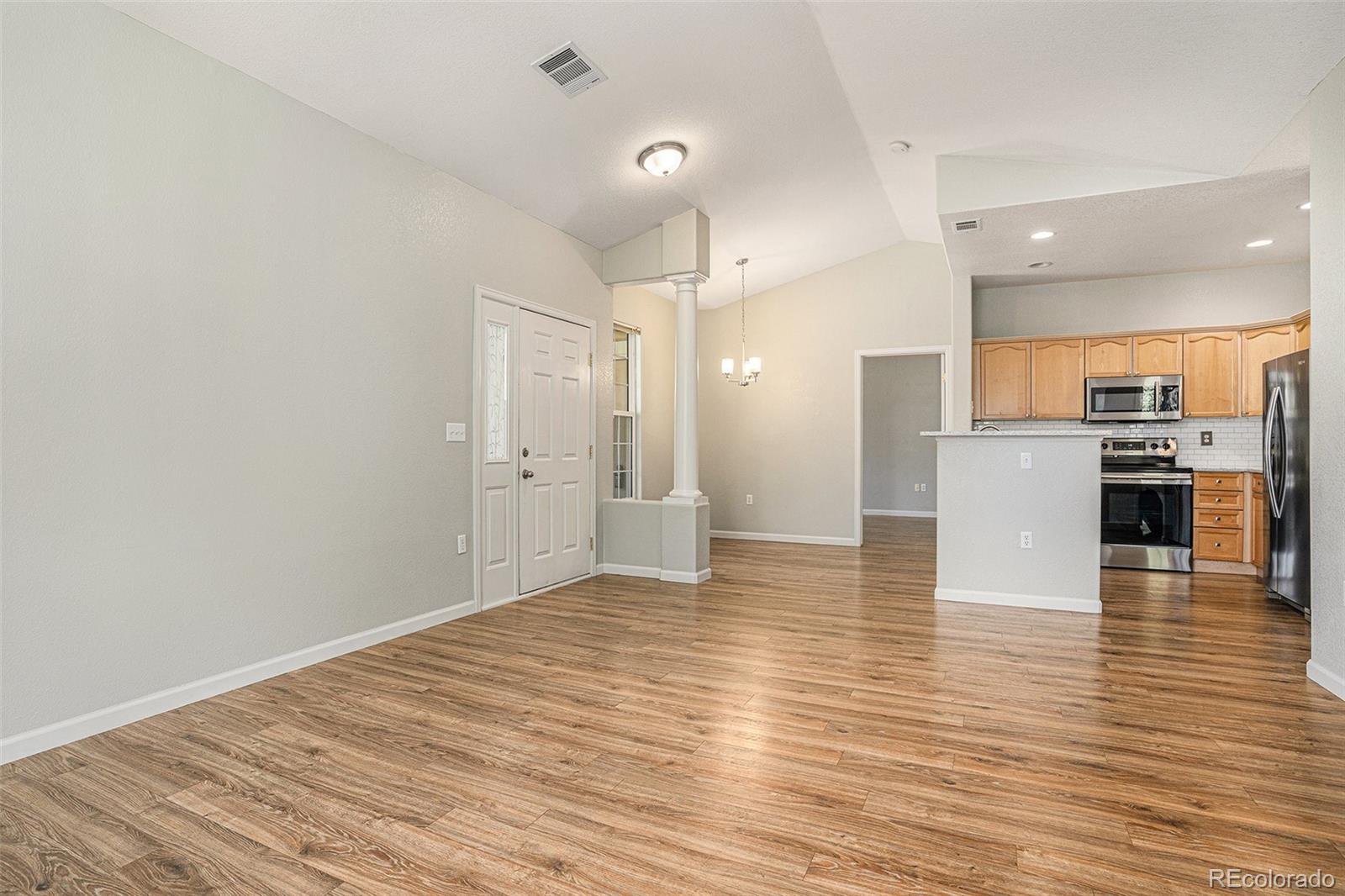 MLS Image #4 for 4085 s crystal circle 202,aurora, Colorado