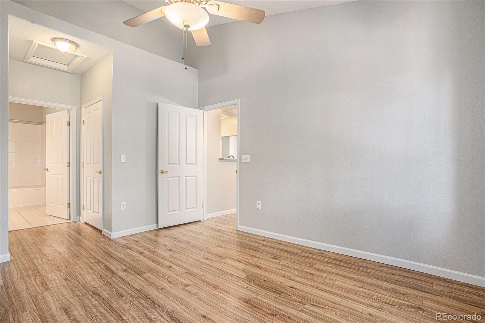 MLS Image #8 for 4085 s crystal circle 202,aurora, Colorado