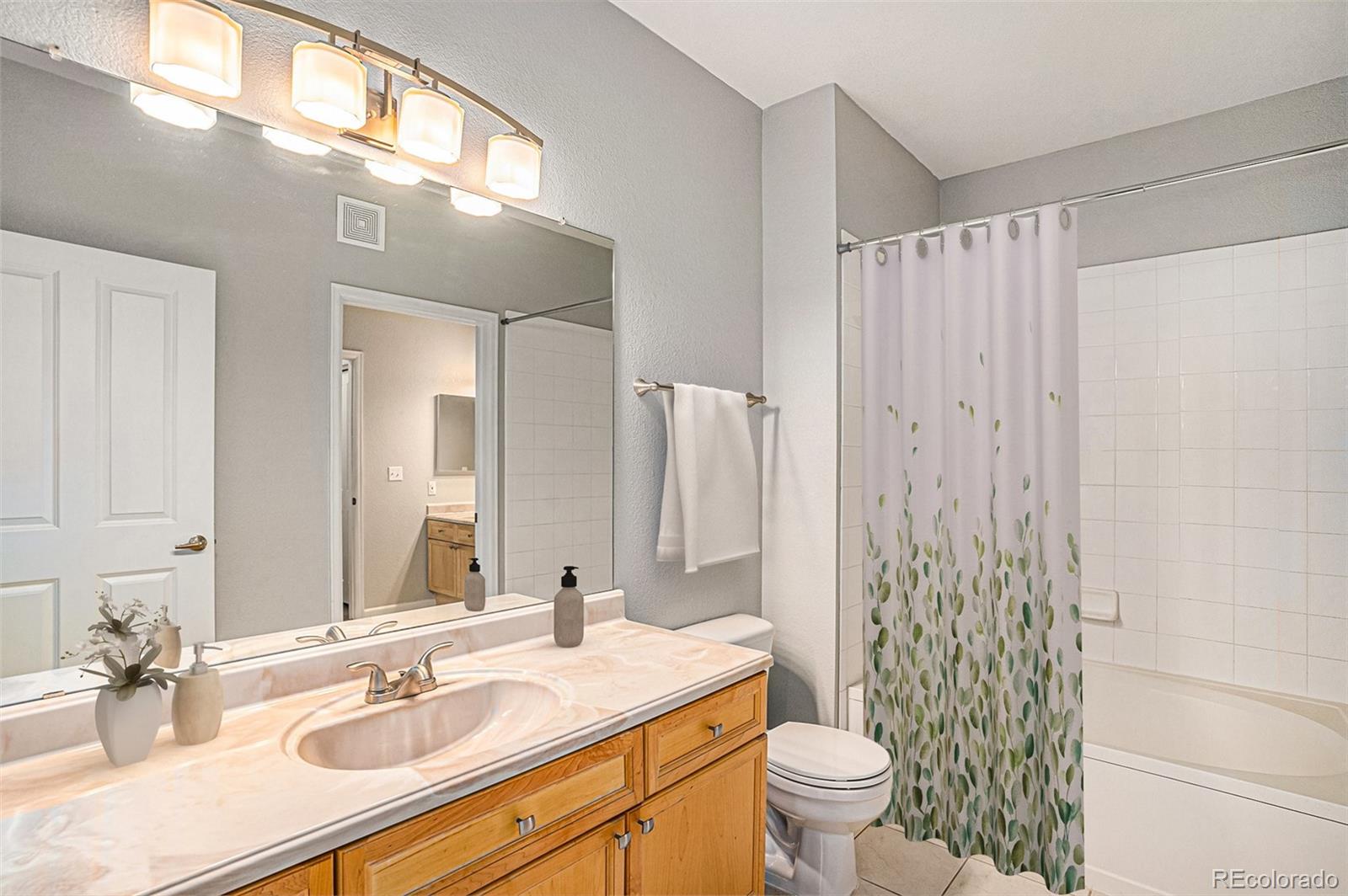 MLS Image #9 for 4085 s crystal circle 202,aurora, Colorado
