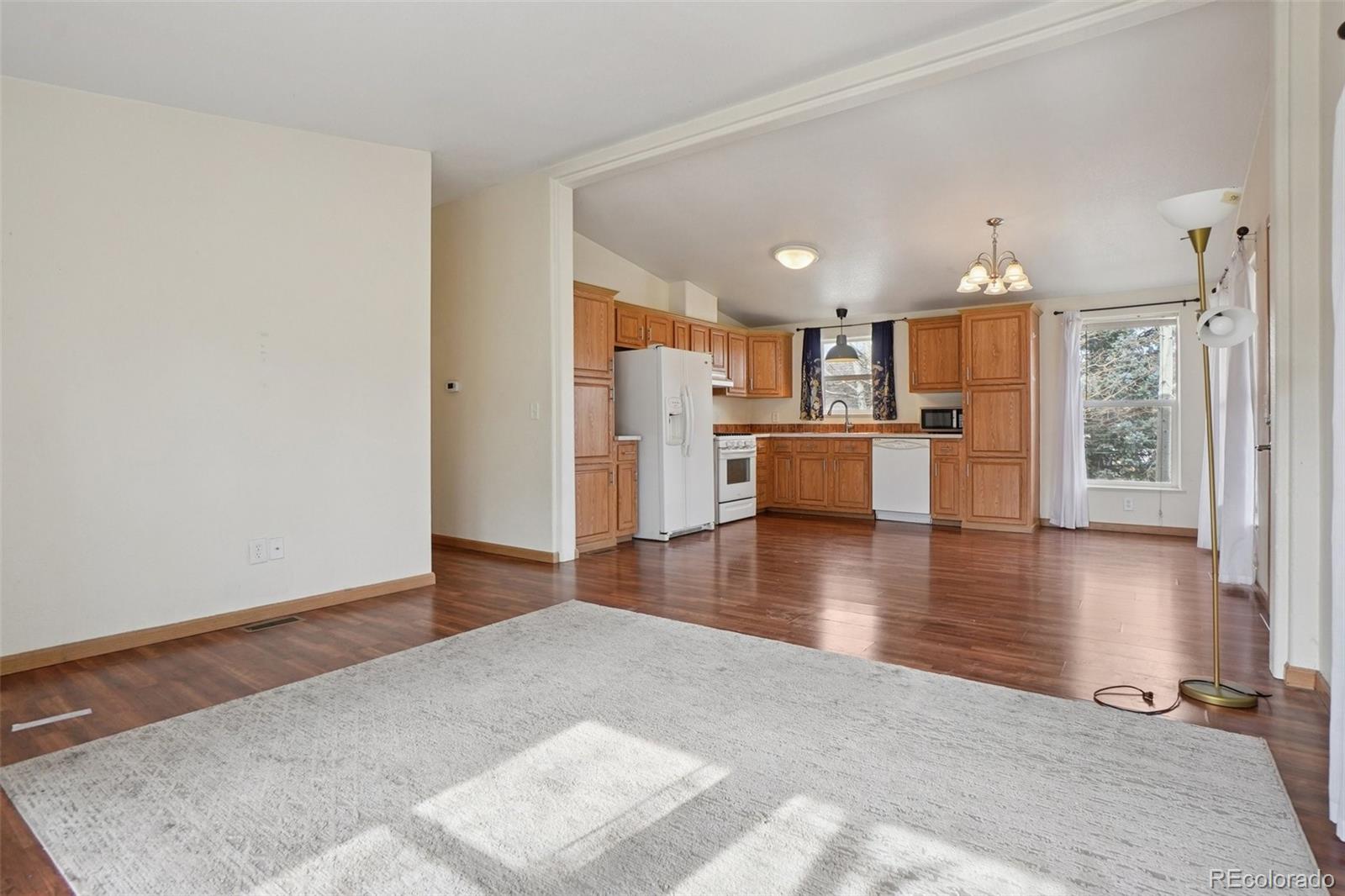 MLS Image #13 for 133 e grand avenue,hot sulphur springs, Colorado